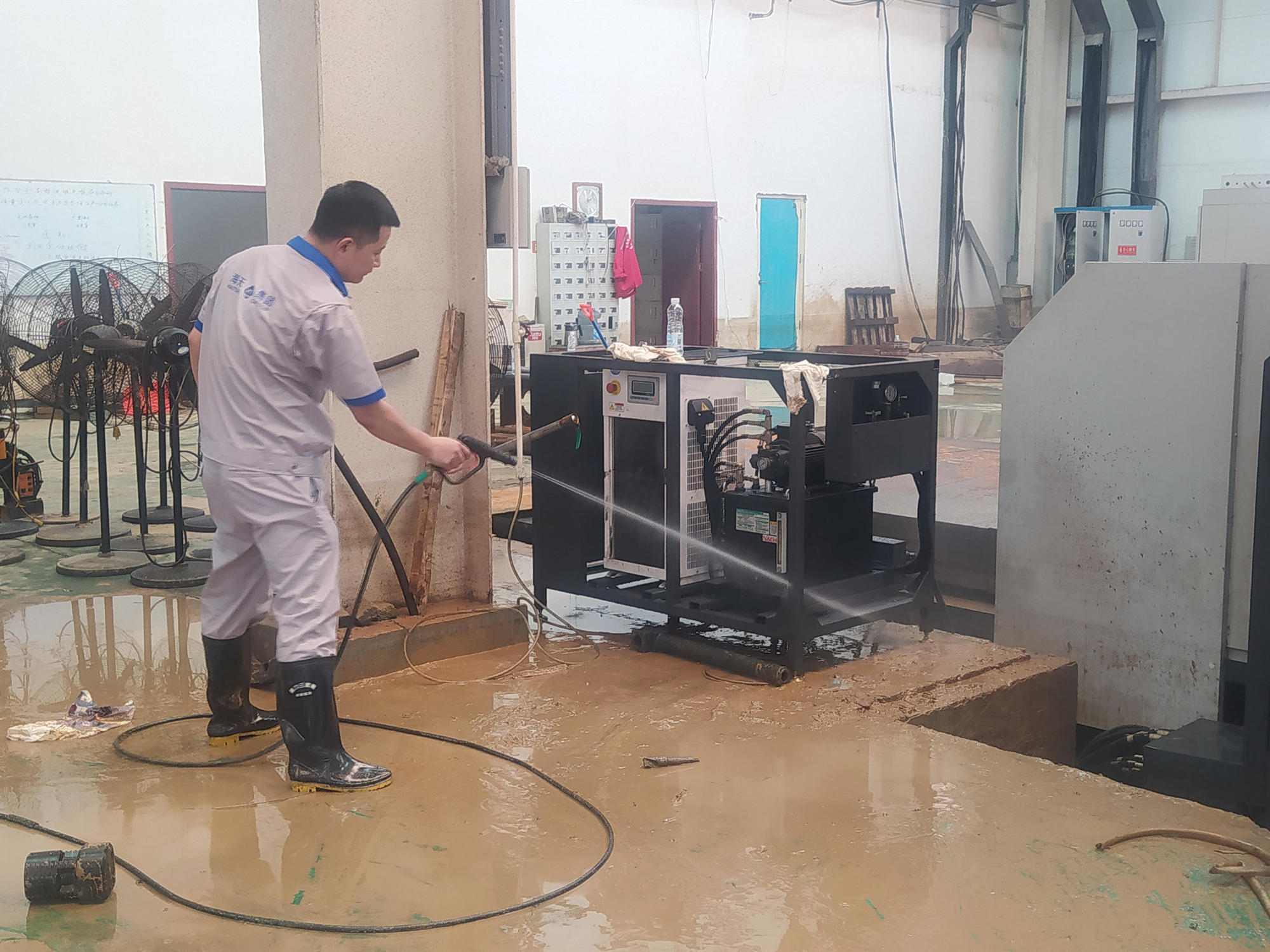 3868la天河总站(集团)股份有限公司 - Make It Possible